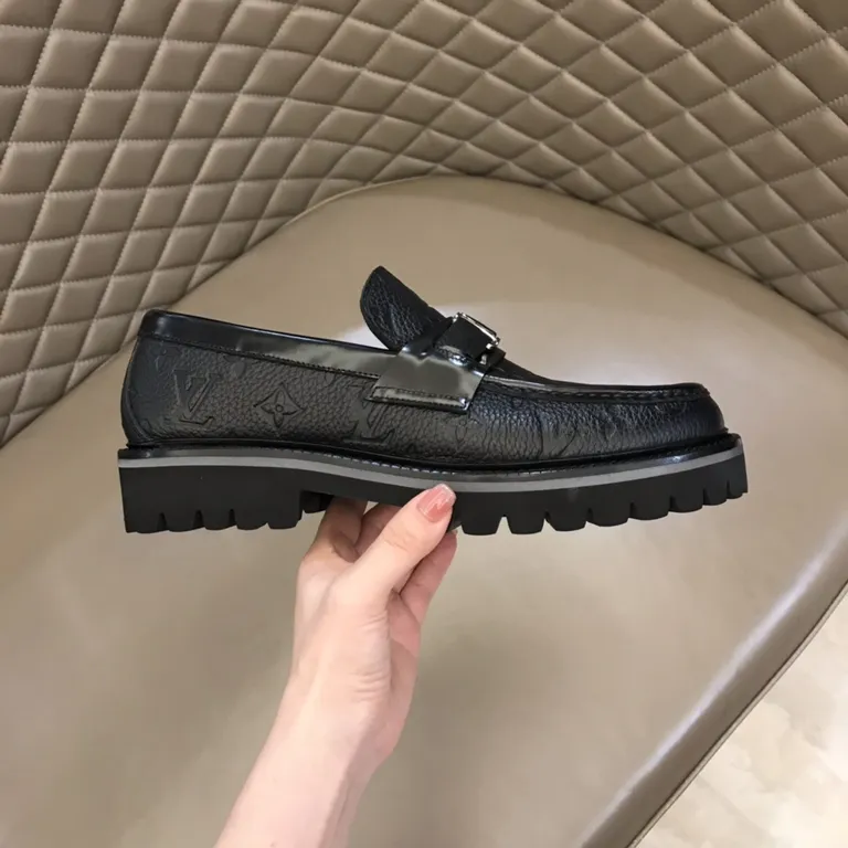 Louis Vuitton Shoe 